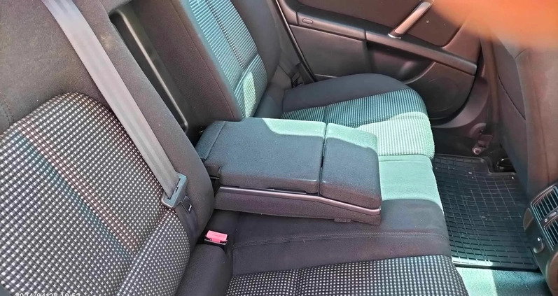 Peugeot 407 cena 8200 przebieg: 276000, rok produkcji 2005 z Kielce małe 172